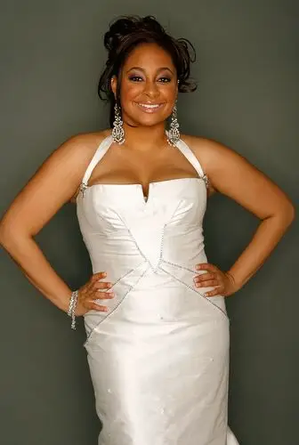 Raven Symone Wall Poster picture 381498