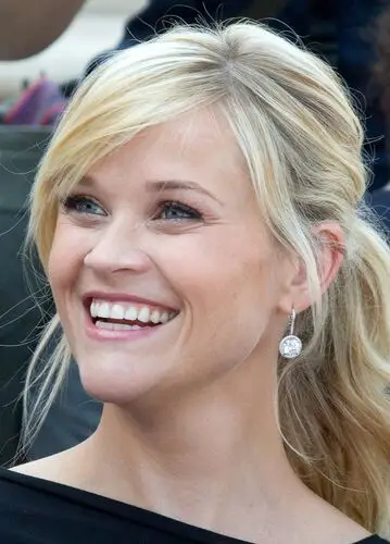 Reese Witherspoon White T-Shirt - idPoster.com