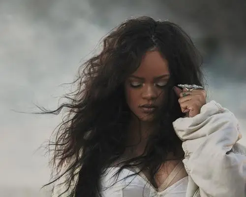 Rihanna Jigsaw Puzzle picture 1067627
