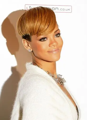 Rihanna Jigsaw Puzzle picture 66574