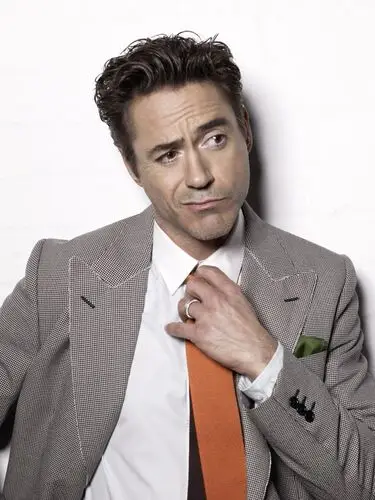 Robert Downey Jr Men's Colored  Long Sleeve T-Shirt - idPoster.com