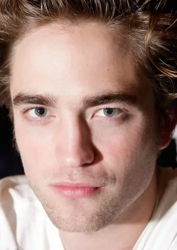 Robert Pattinson Wall Poster picture 503966
