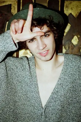 Robert Sheehan Wall Poster picture 87601