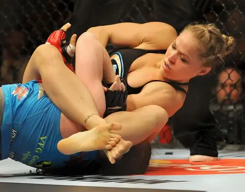 Ronda Rousey Jigsaw Puzzle picture 223466