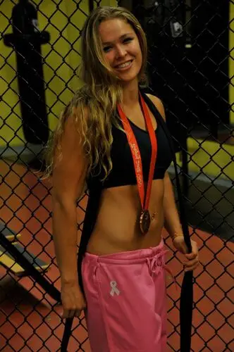 Ronda Rousey Wall Poster picture 223468