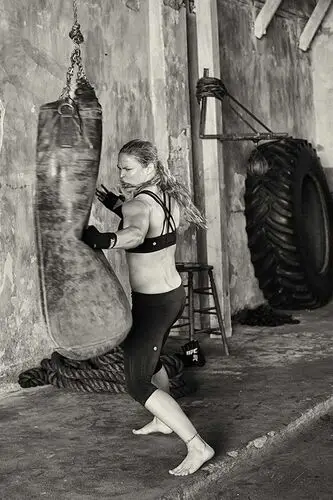 Ronda Rousey Wall Poster picture 848175