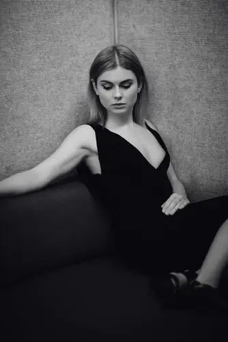 Rose McIver Jigsaw Puzzle picture 848382