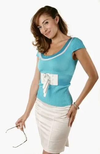 Roxanne Arvizu White T-Shirt - idPoster.com