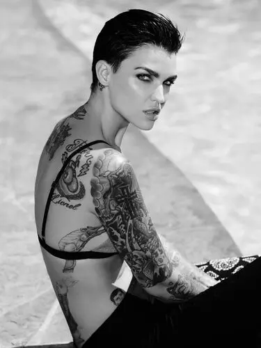 Ruby Rose Wall Poster picture 552690