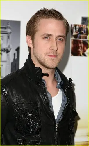 Ryan Gosling Wall Poster picture 123407
