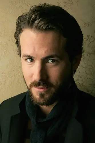 Ryan Reynolds Wall Poster picture 481223
