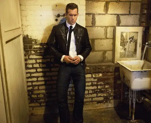 Ryan Reynolds Jigsaw Puzzle picture 61071