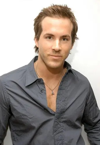 Ryan Reynolds Wall Poster picture 795669
