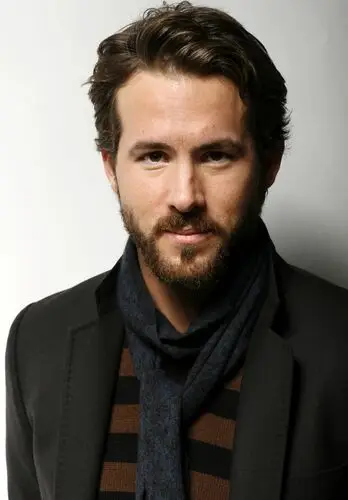 Ryan Reynolds Wall Poster picture 795676