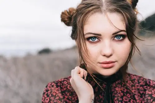 Sammi Hanratty Protected Face mask - idPoster.com
