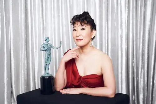 Sandra Oh Computer MousePad picture 831012