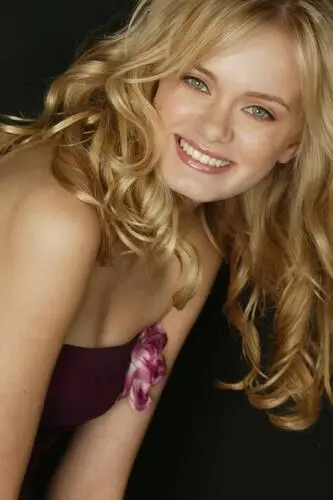 Sara Paxton Computer MousePad picture 18192