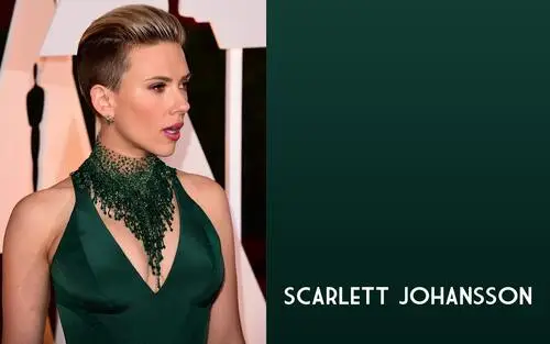 Scarlett Johansson White Tank-Top - idPoster.com