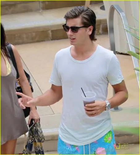 Scott Disick Wall Poster picture 163626