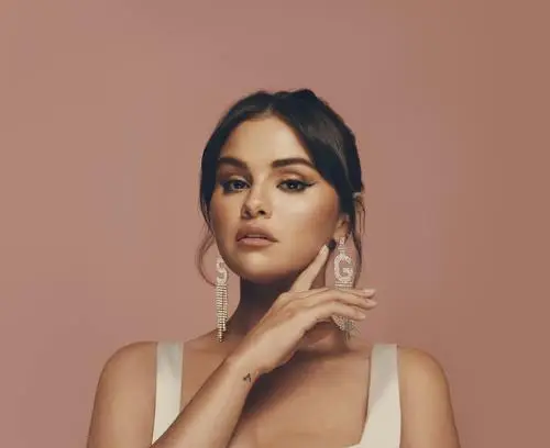 Selena Gomez Wall Poster picture 1068174