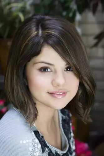 Selena Gomez Computer MousePad picture 523185