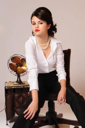 Selena Gomez White T-Shirt - idPoster.com