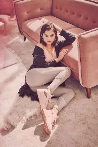 Selena Gomez Wall Poster picture 876727