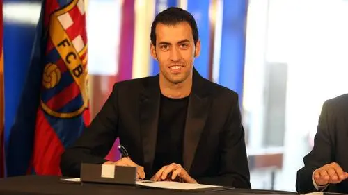Sergio Busquets Wall Poster picture 675987