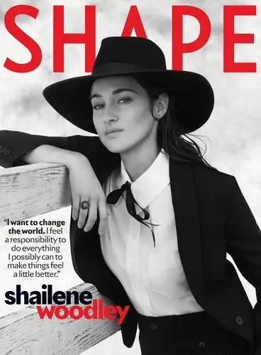 Shailene Woodley White Tank-Top - idPoster.com