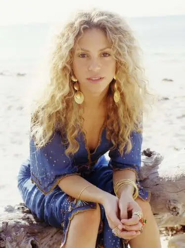 Shakira Kitchen Apron - idPoster.com
