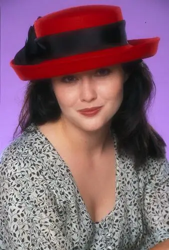 Shannen Doherty Computer MousePad picture 850251