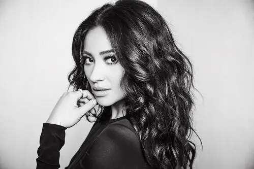 Shay Mitchell Jigsaw Puzzle picture 877709