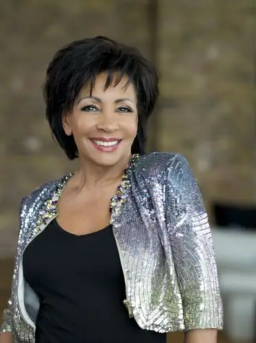 Shirley Bassey Wall Poster picture 957119