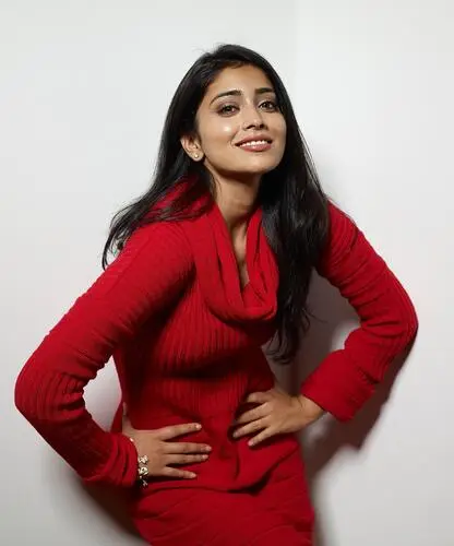 Shriya Saran Women's Colored  Long Sleeve T-Shirt - idPoster.com