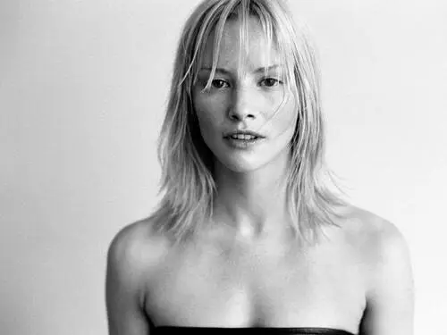 Sienna Guillory Fridge Magnet picture 77926