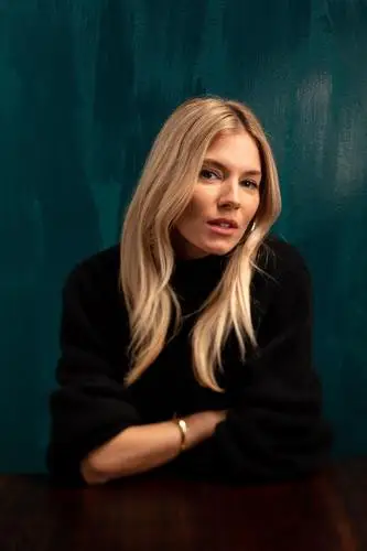 Sienna Miller Jigsaw Puzzle picture 12627