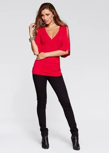 Simone Villas Boas Women's Colored T-Shirt - idPoster.com