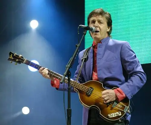 Sir Paul McCartney Men's Colored T-Shirt - idPoster.com
