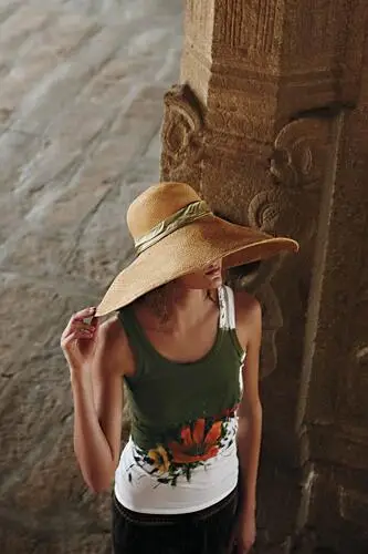 Solange Wilvert Women's Colored  Long Sleeve T-Shirt - idPoster.com