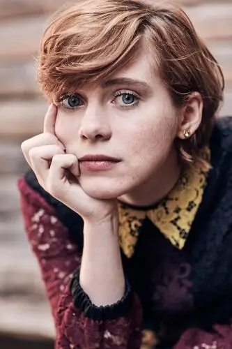 Sophia Lillis Wall Poster picture 938231