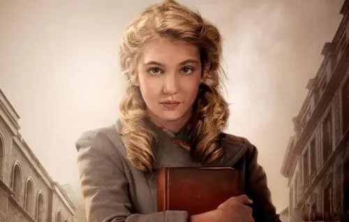 Sophie Nelisse Wall Poster picture 922162