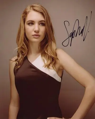 Sophie Nelisse Wall Poster picture 922165