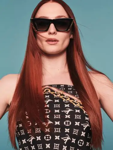 Sophie Turner Women's Colored Tank-Top - idPoster.com