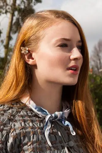 Sophie Turner Jigsaw Puzzle picture 550943