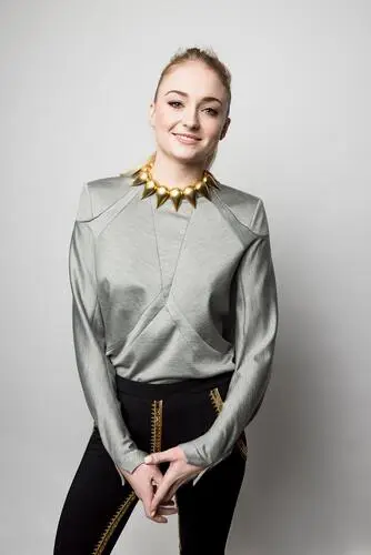 Sophie Turner Wall Poster picture 878245