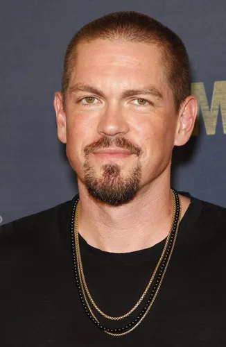 Steve Howey Protected Face mask - idPoster.com