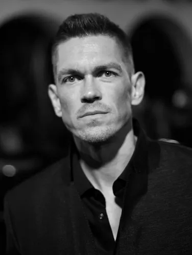 Steve Howey Wall Poster picture 1162855