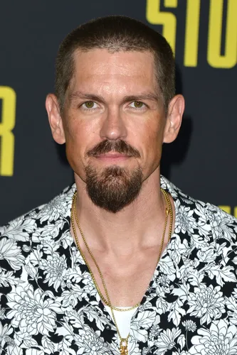 Steve Howey Wall Poster picture 1162876