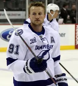 Steven Stamkos posters and prints