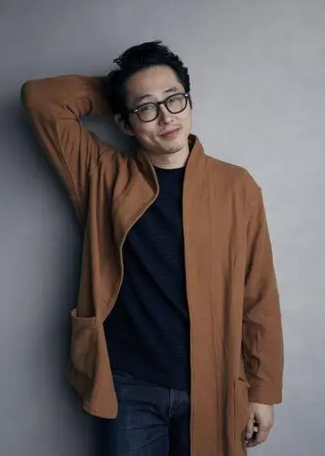 Steven Yeun Men's Colored  Long Sleeve T-Shirt - idPoster.com